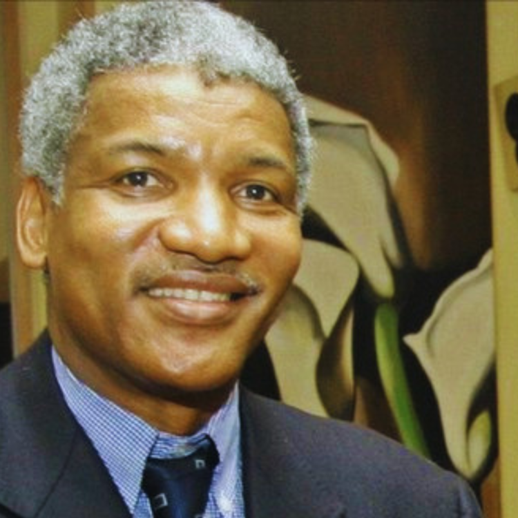 Samuel Eto&rsquo;o : « Nous avons eu la chance d&rsquo;avoir Iya Mohamed, un visionnaire